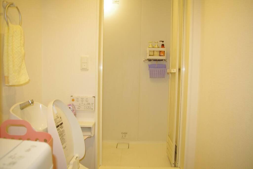 5Ldk3Toilets: 最近の駅6分・スカイツリー電車1分・浅草電車4分・Nrt電車60分 Appartement Tokio Buitenkant foto